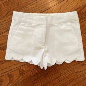 NWOT Crewcuts Girls White Scalloped Shorts